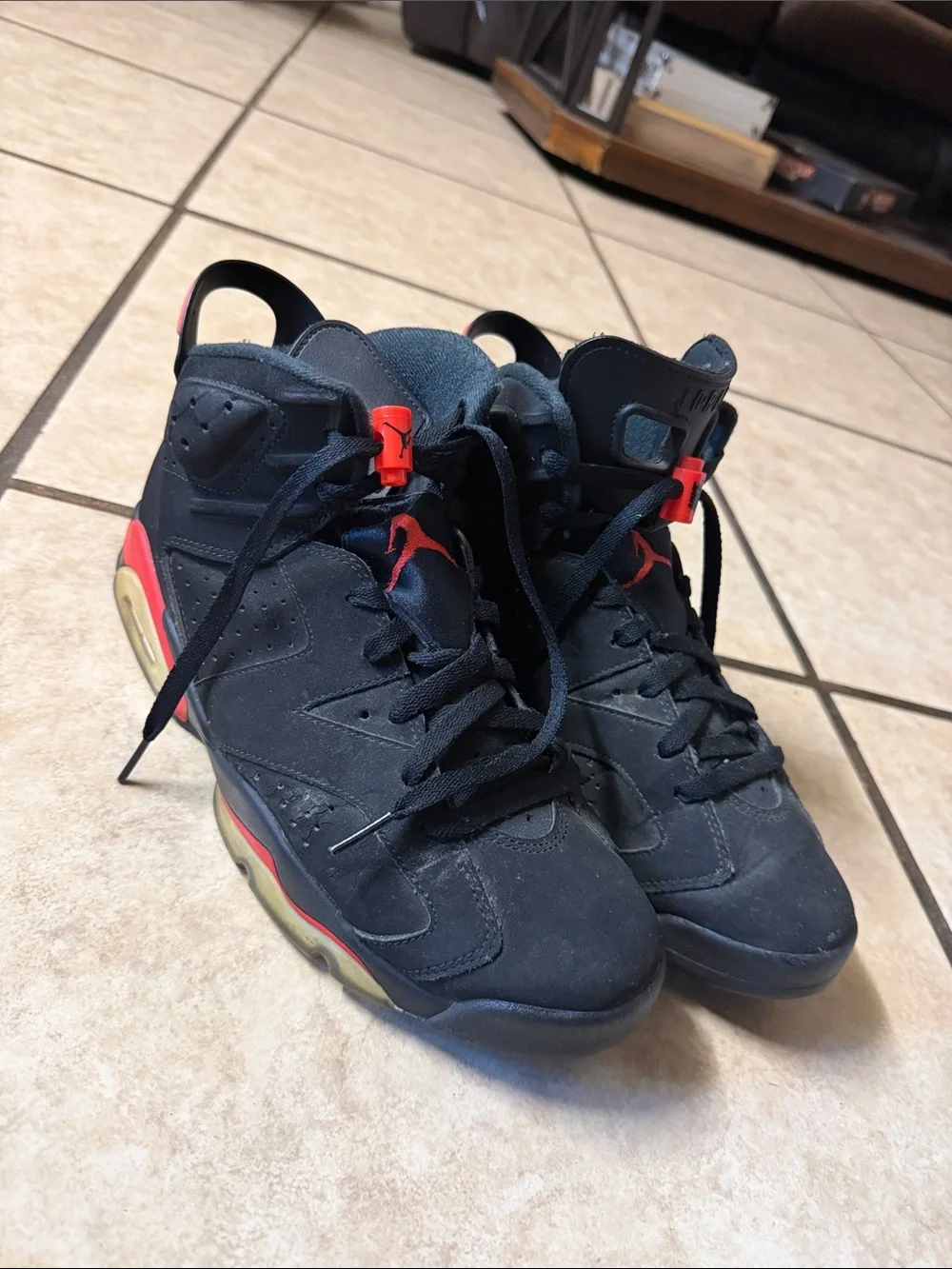Jordan 6 Infrared size 9.5 used (2019)